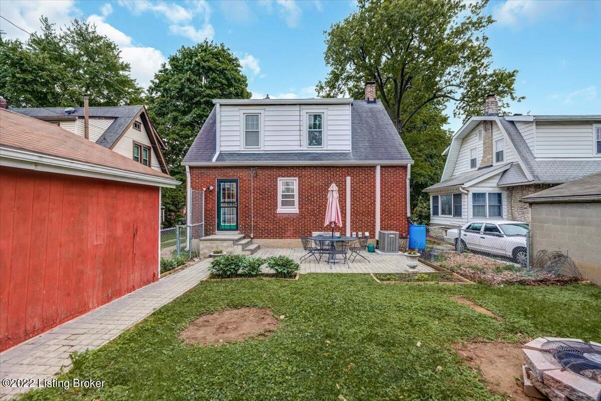 911 Greenleaf Road Louisville, KY 40213 - Photo 43 of 44 46-911 Greenleaf Rd-145