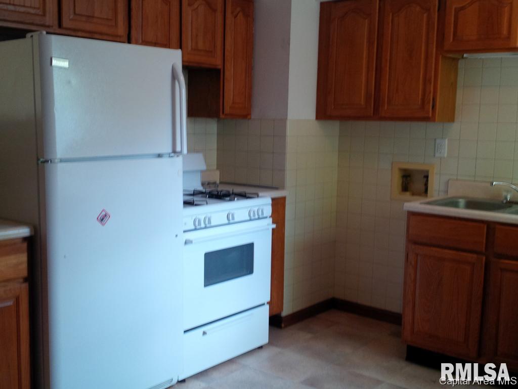 22 Ridge Court Springfield, IL 62703 - Photo 5 of 10