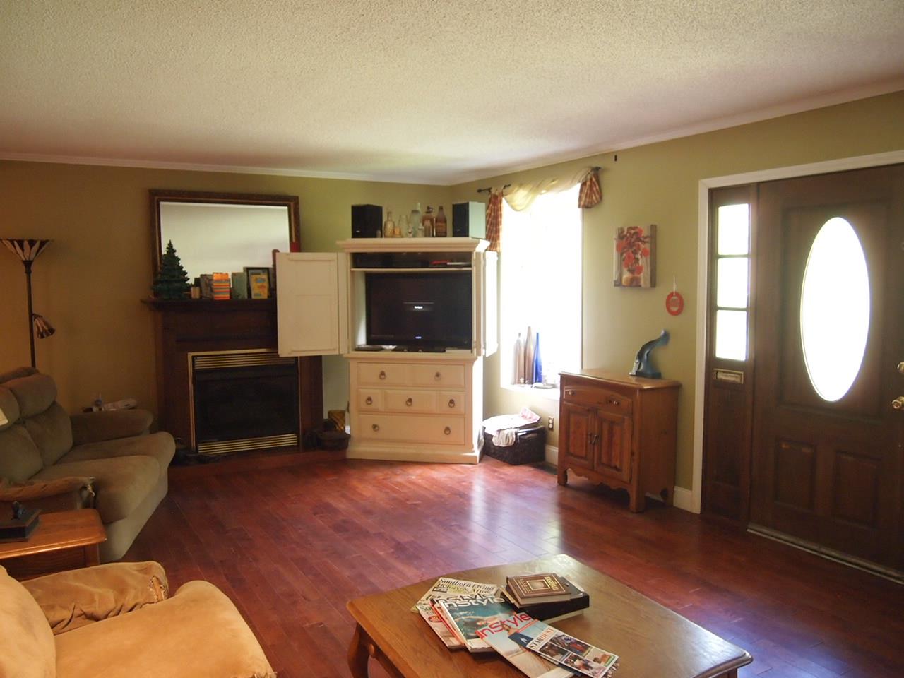 1055 Motlow Creek Road Campobello, SC 29322 - Photo 9 of 25