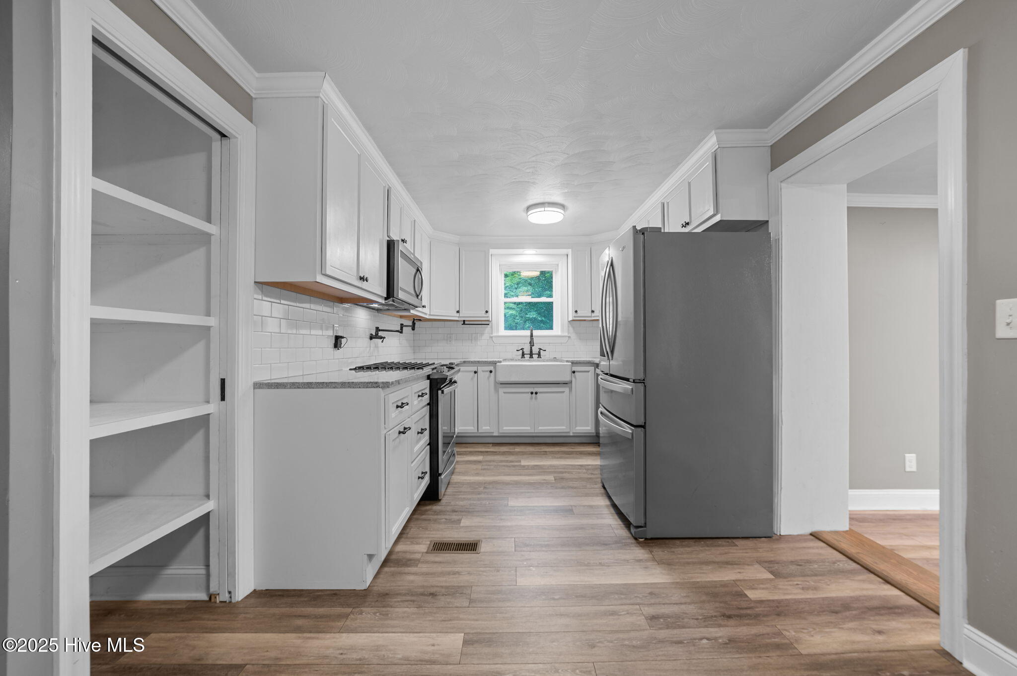 2506 Madison Circle Greenville, NC 27858 - Photo 18 of 45 31-web-or-mls-LHV_9624