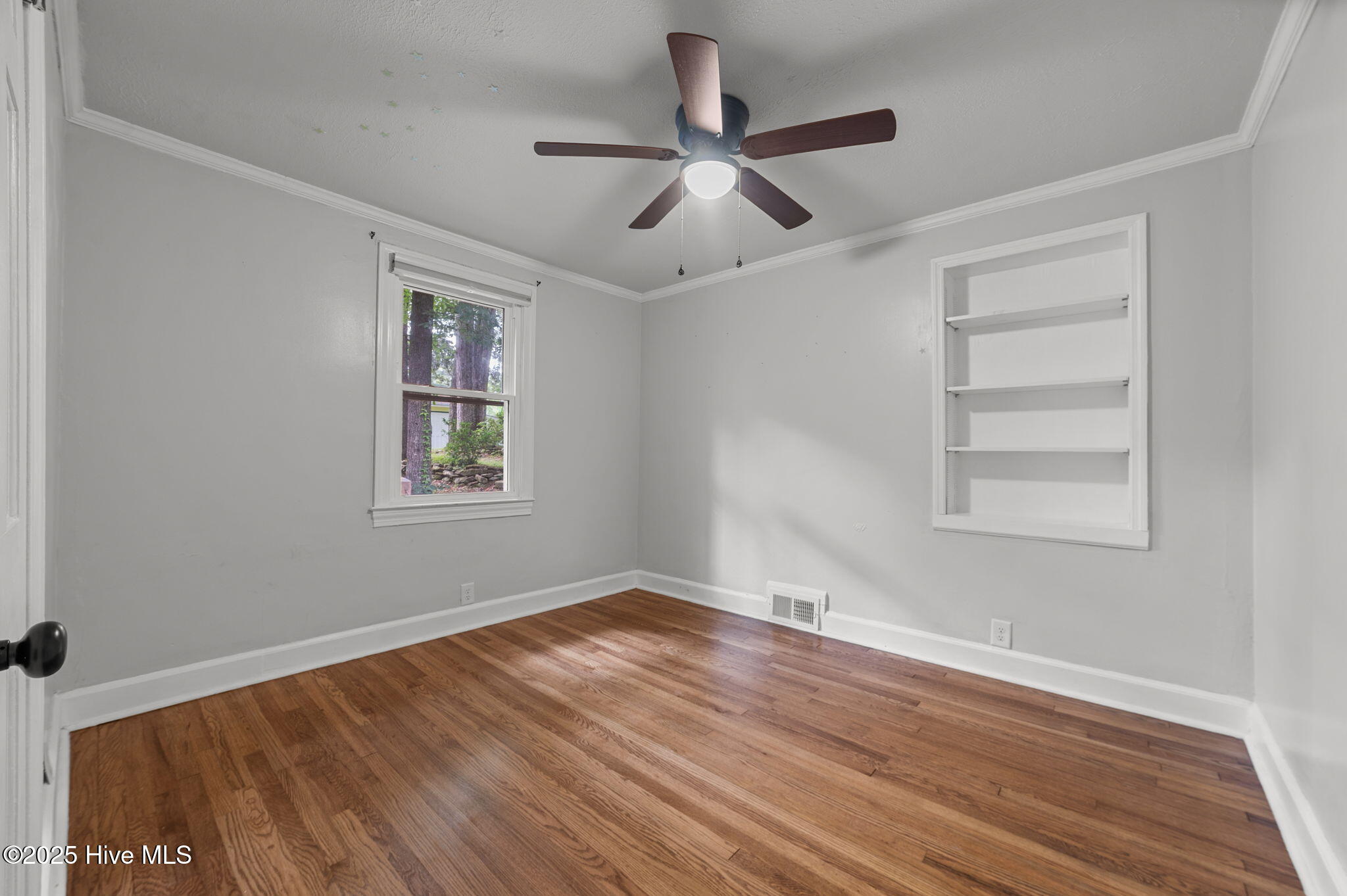 2506 Madison Circle Greenville, NC 27858 - Photo 34 of 45 47-web-or-mls-LHV_9672