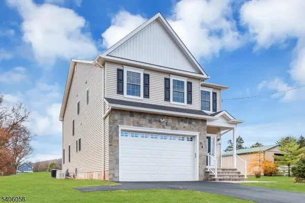 $874,900 | 16 Central Avenue, Whitehouse Station, NJ 08889