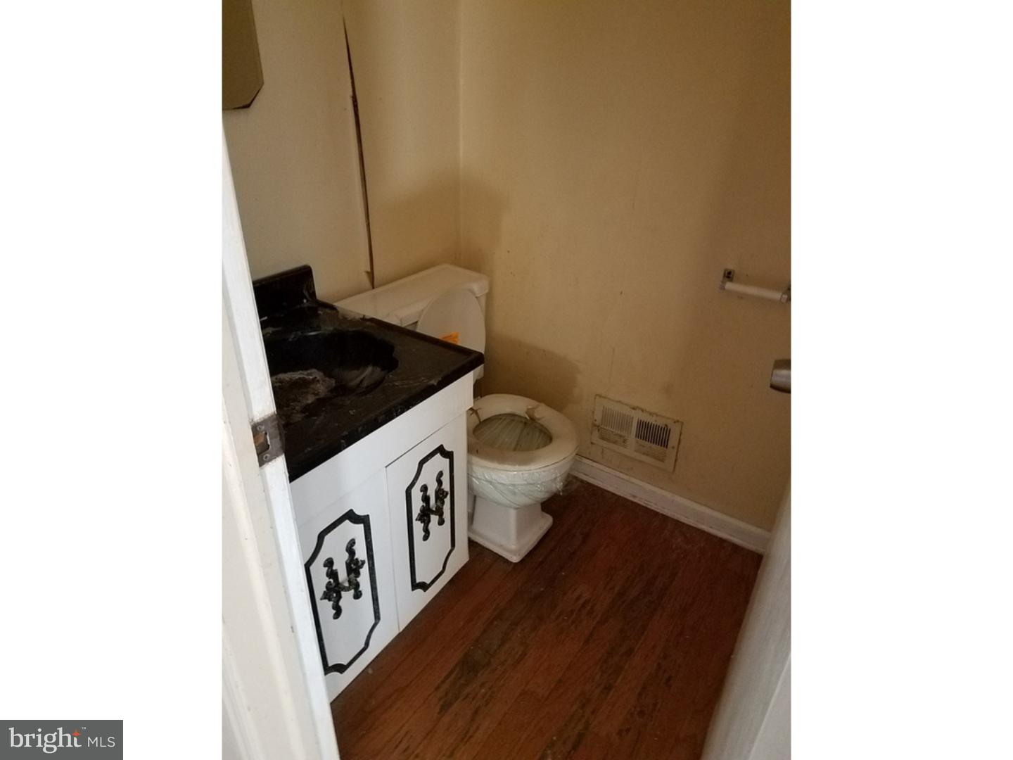 21 Sheffield Road East Windsor, NJ 08520 - Photo 9 of 11 Gallery Image 9