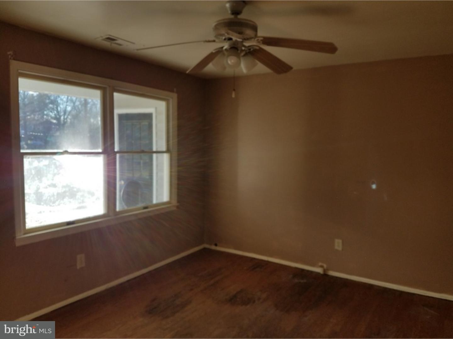 21 Sheffield Road East Windsor, NJ 08520 - Photo 10 of 11 Gallery Image 10