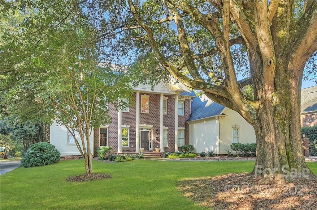 2826 Sharon Road Charlotte, NC 28211 - Photo 2 of 47 front view of a house with a yard