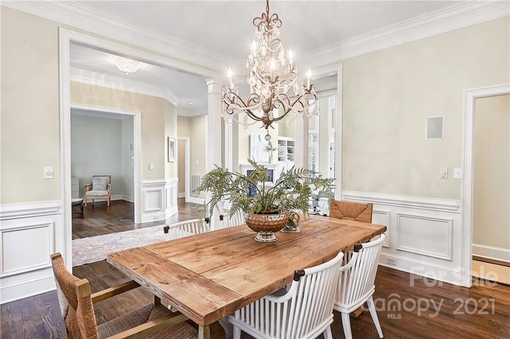 2826 Sharon Road Charlotte, NC 28211 - Photo 10 of 47 a dining room with furniture and window