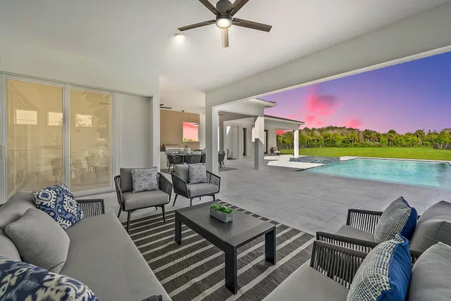 $5,599,000 | 20037 Southeast Bridgewater Drive, Jupiter, FL 33458