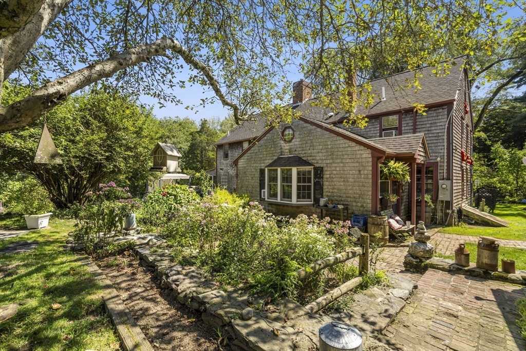 219 Hornbine Road Rehoboth, MA 02769 - Photo 6 of 42 Gallery Image 6