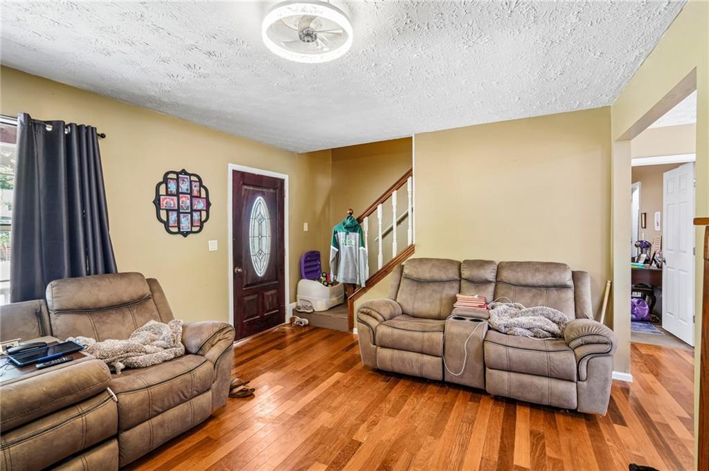 3377 Saddleton Way Douglasville, GA 30134 - Photo 5 of 36