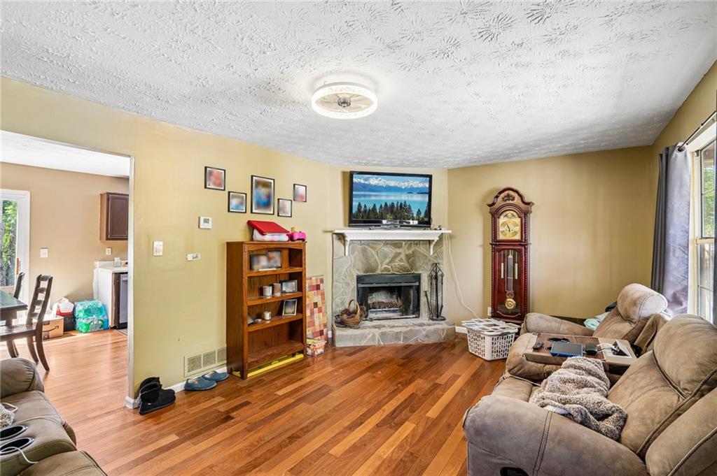 3377 Saddleton Way Douglasville, GA 30134 - Photo 6 of 36