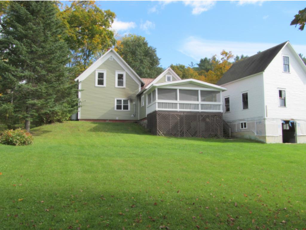 325 High Street Barton, VT 05822 - Photo 2 of 24 Gallery Image 2