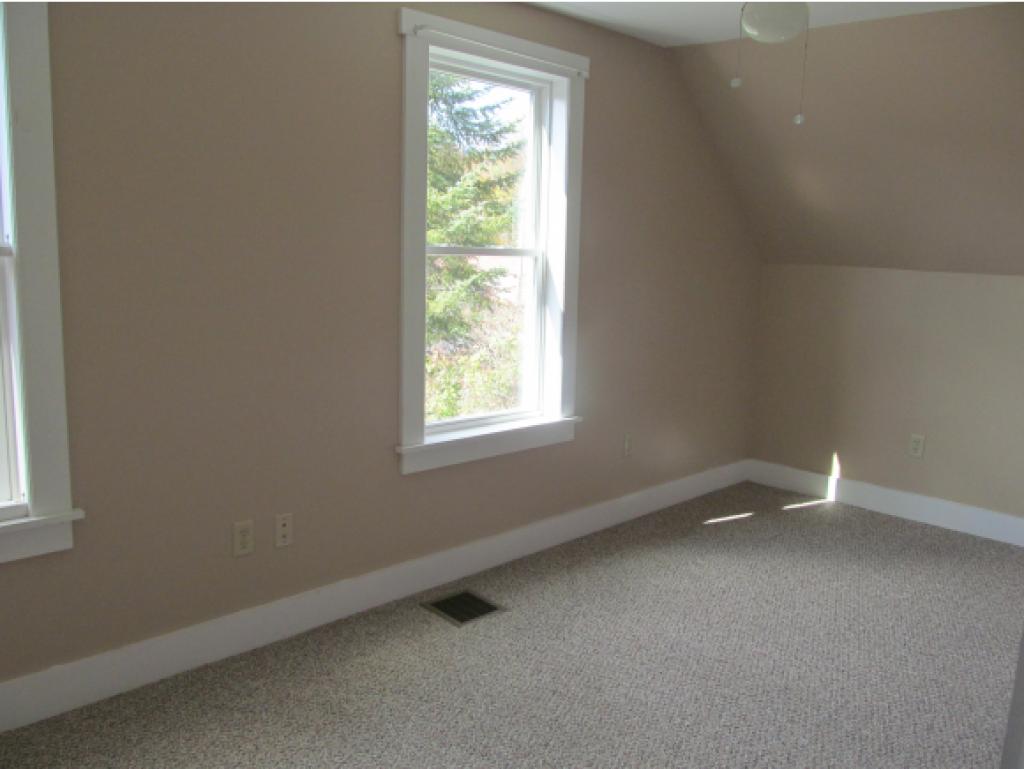 325 High Street Barton, VT 05822 - Photo 15 of 24 Gallery Image 15