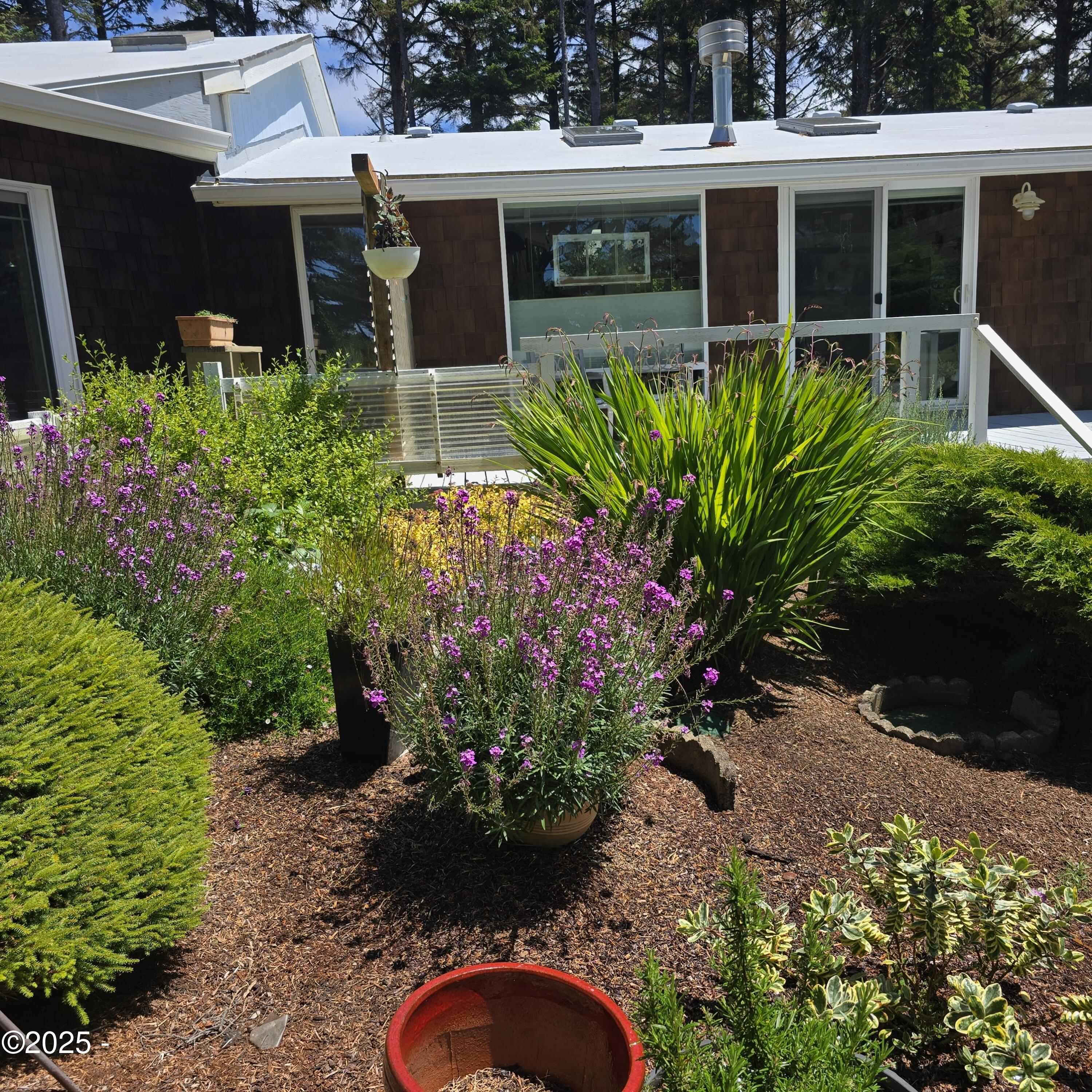 8243 Northwest Coast Road Seal Rock, OR 97376 - Photo 24 of 31 20250703_131015