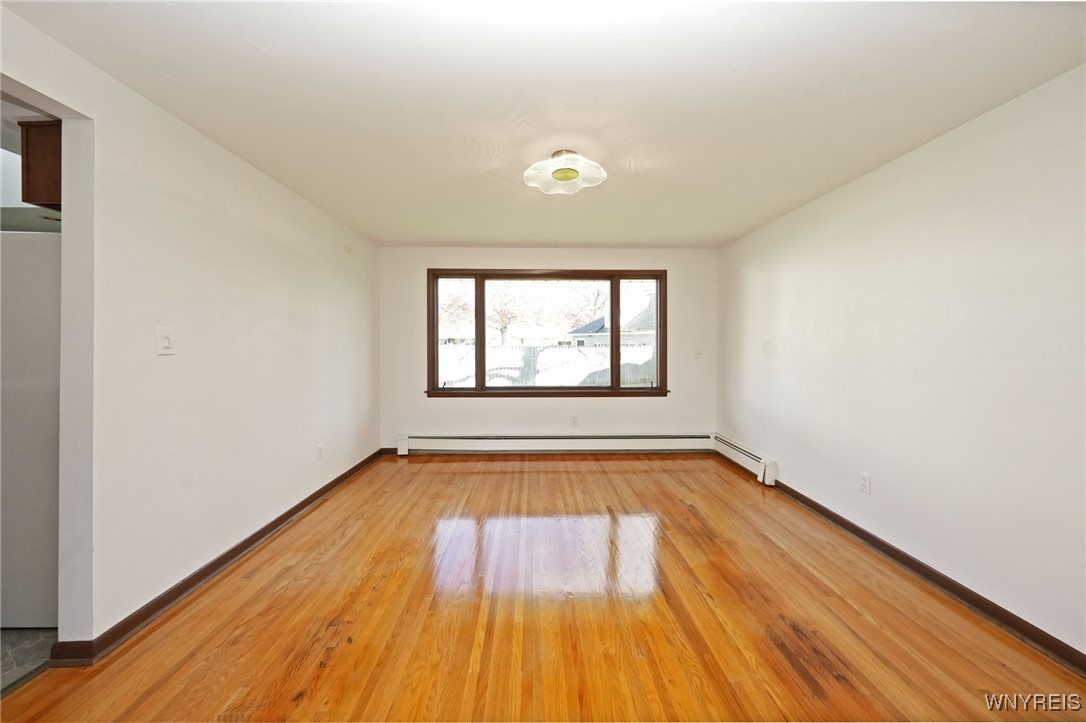 33 Gregory Drive West Seneca, NY 14224 - Photo 12 of 43