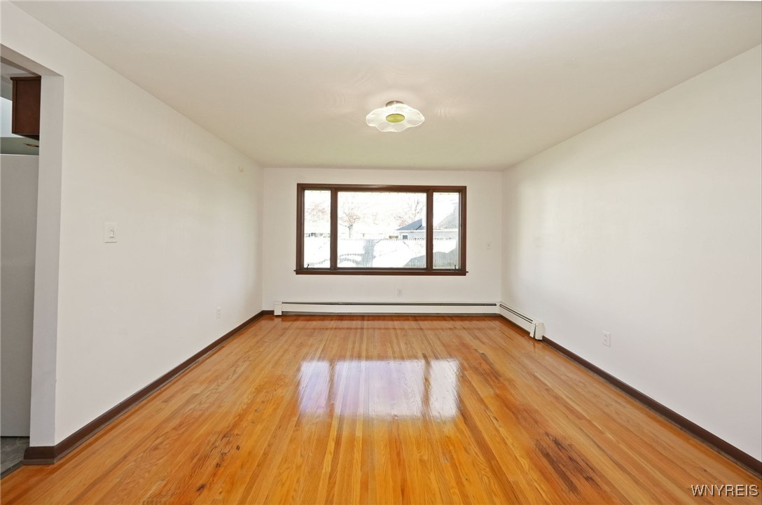 33 Gregory Drive West Seneca, NY 14224 - Photo 5 of 43