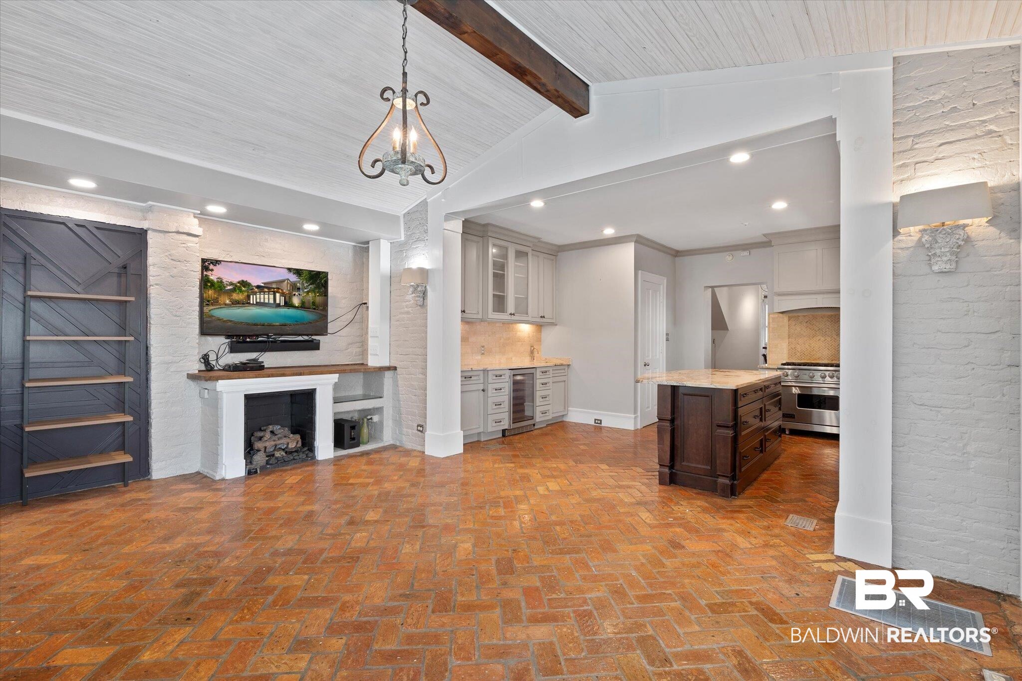 255 Adams Street Mobile, AL 36603 - Photo 15 of 32