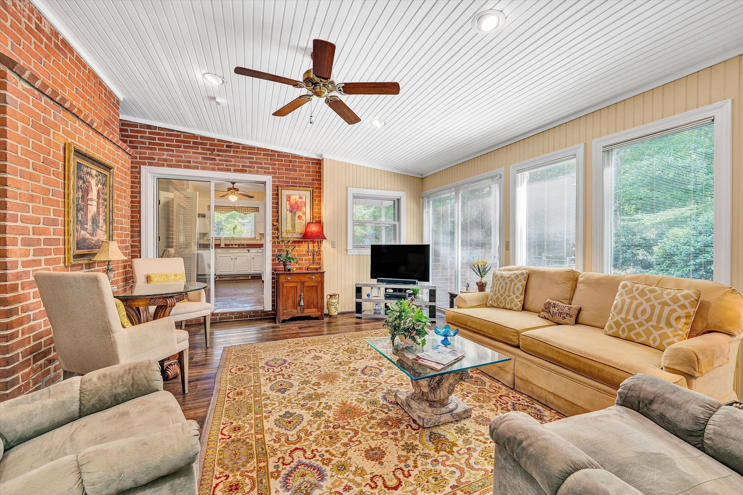 1307 Valley View Road Martinsville, VA 24112 - Photo 17 of 45 17-SGP-94