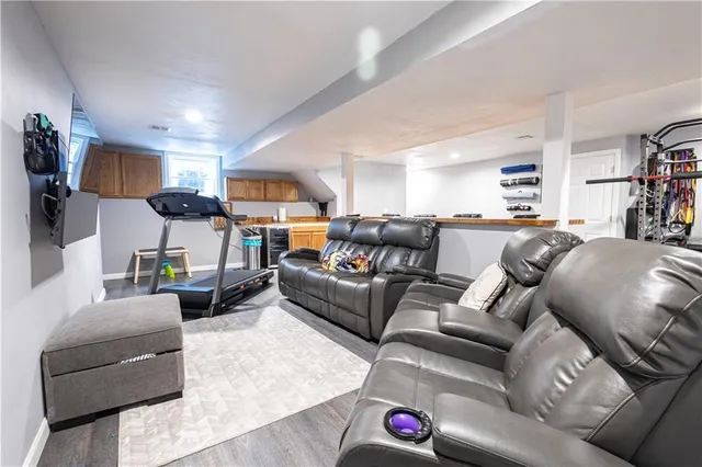 $3,800 | 88 Phillip Avenue, Cumberland, RI 02864