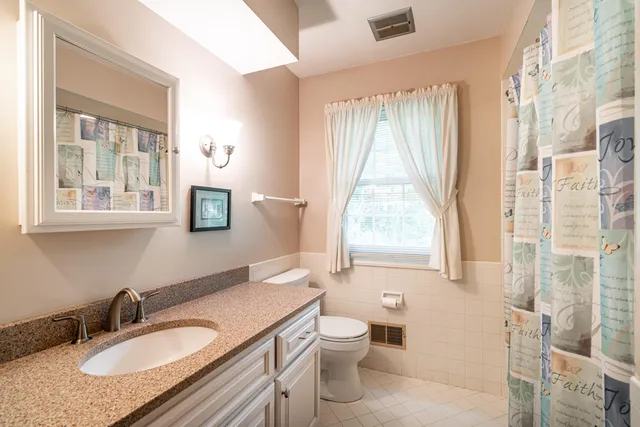 $695,000 | N62W29919 Wayside Court, Merton, WI 53029