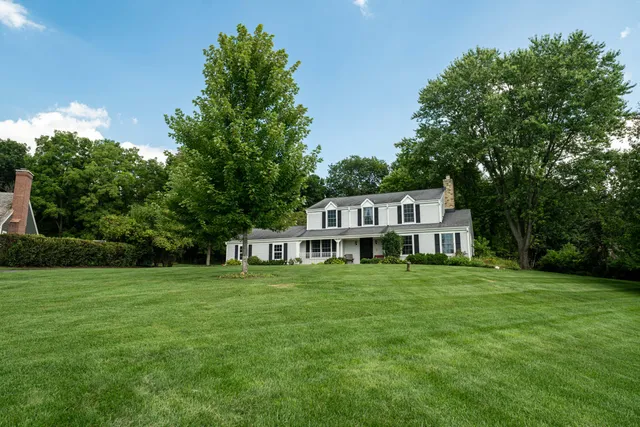 $695,000 | N62W29919 Wayside Court, Merton, WI 53029