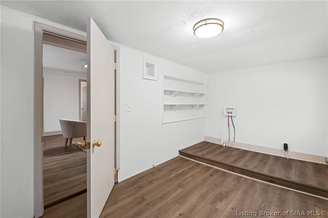 155 Jackson Street New Albany, IN 47150 - Photo 21 of 28 Laundry Room