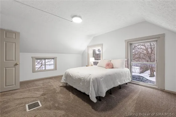 $199,900 | 155 Jackson Street, New Albany, IN 47150
