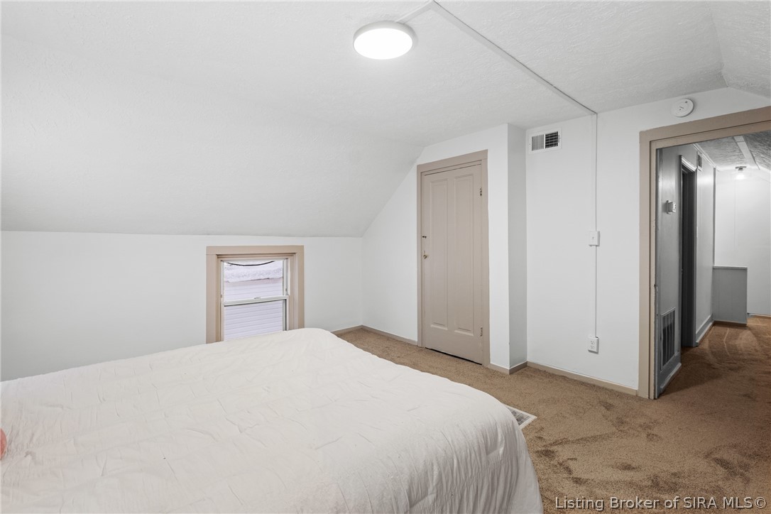 155 Jackson Street New Albany, IN 47150 - Photo 27 of 28 Bedroom 4