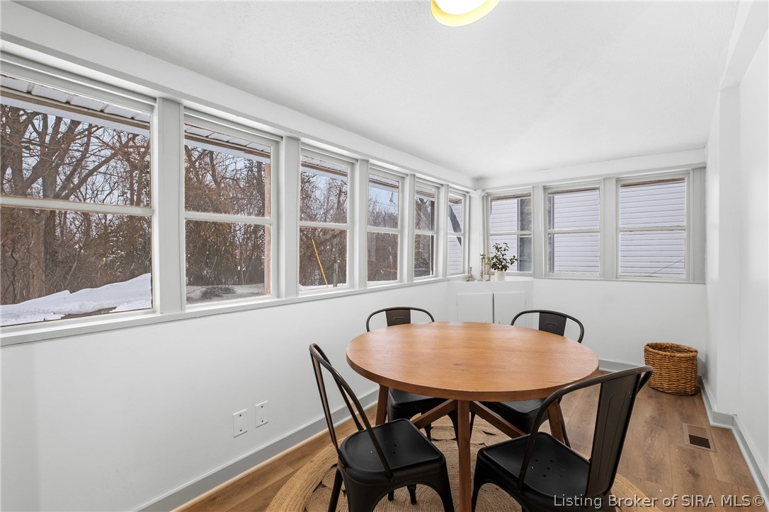 155 Jackson Street New Albany, IN 47150 - Photo 5 of 28 Sunroom