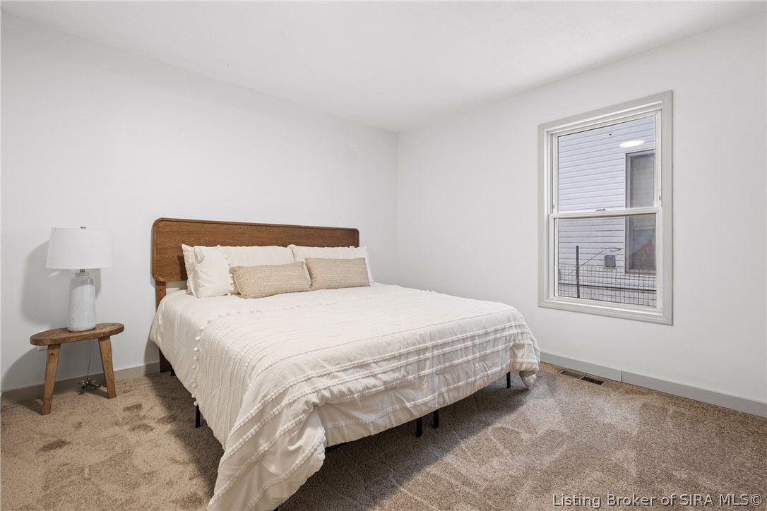 155 Jackson Street New Albany, IN 47150 - Photo 7 of 28 Primary Bedroom