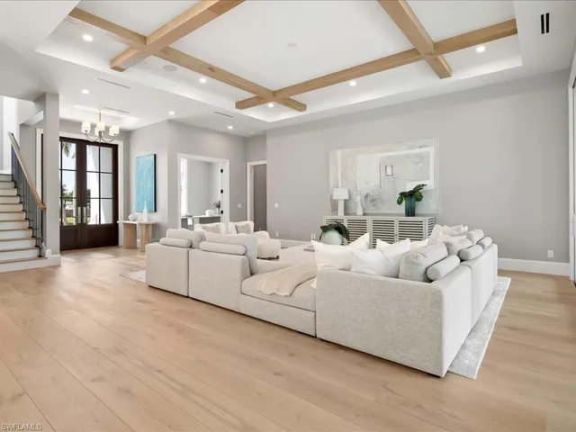 $5,295,000 | 1179 Broad Avenue North, Naples, FL 34102