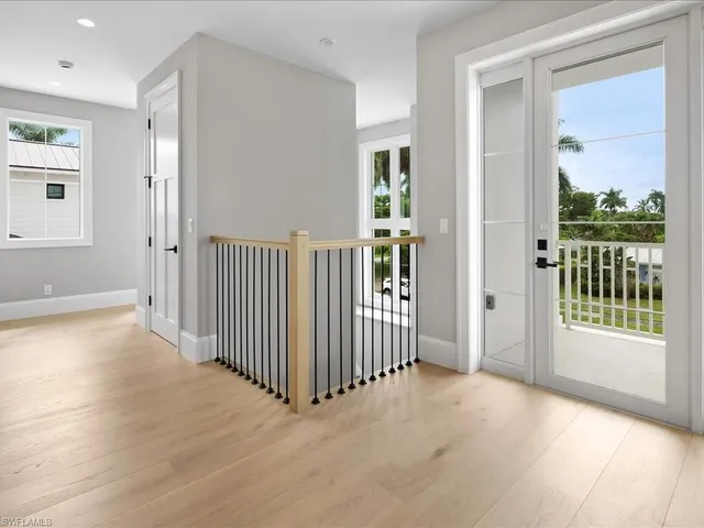 $5,295,000 | 1179 Broad Avenue North, Naples, FL 34102