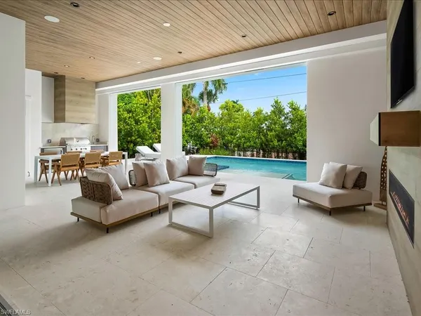 $4,995,000 | 1179 Broad Avenue North, Naples, FL 34102