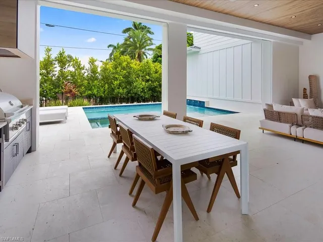 $5,295,000 | 1179 Broad Avenue North, Naples, FL 34102