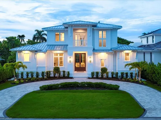 $5,295,000 | 1179 Broad Avenue North, Naples, FL 34102