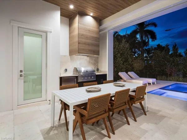 $4,995,000 | 1179 Broad Avenue North, Naples, FL 34102