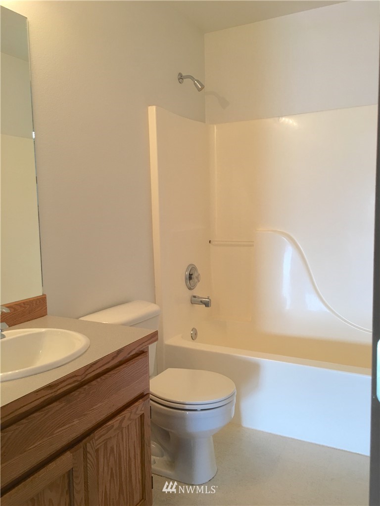 19931 Tahoma Circle Southwest Rochester, WA 98579 - Photo 11 of 22 Gallery Image 11