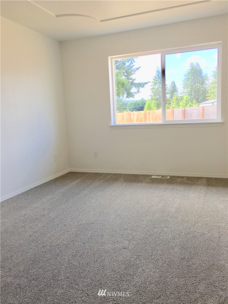 19931 Tahoma Circle Southwest Rochester, WA 98579 - Photo 12 of 22 Gallery Image 12
