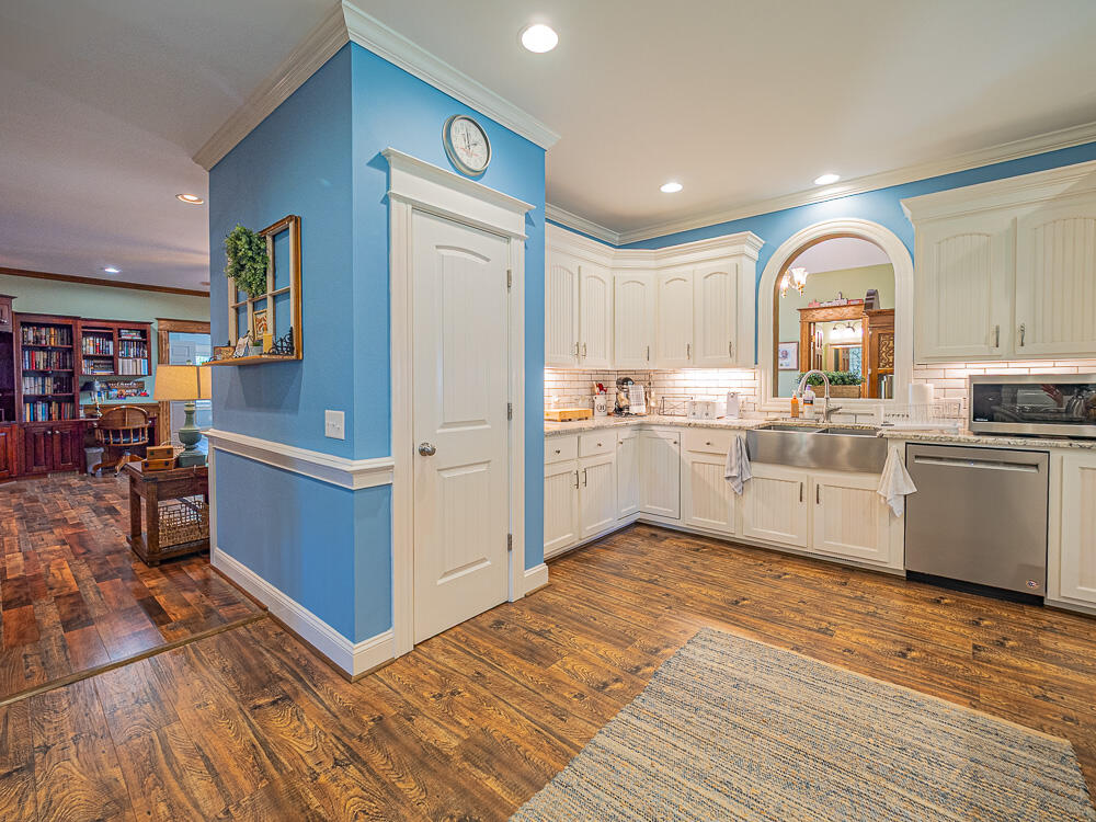 2860 Porcher Drive Sumter, SC 29150 - Photo 29 of 61 Kitchen5