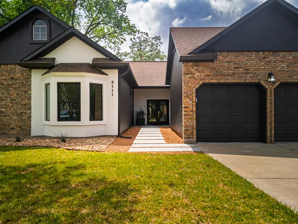 $690,000 | 8111 Elkhorn Mountain Trail, Austin, TX 78729