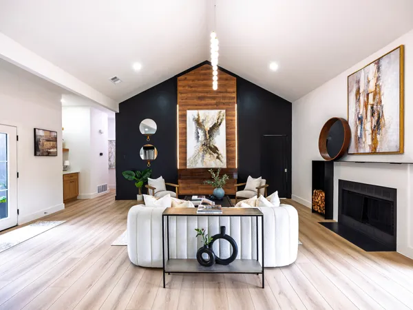 $690,000 | 8111 Elkhorn Mountain Trail, Austin, TX 78729