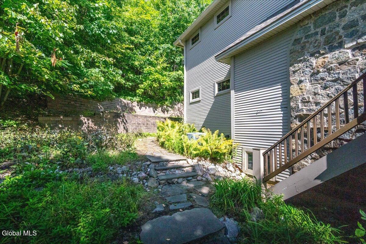 11 Manning Cove Road Malta, NY 12020 - Photo 58 of 82 09-11 MANNING COVE-10