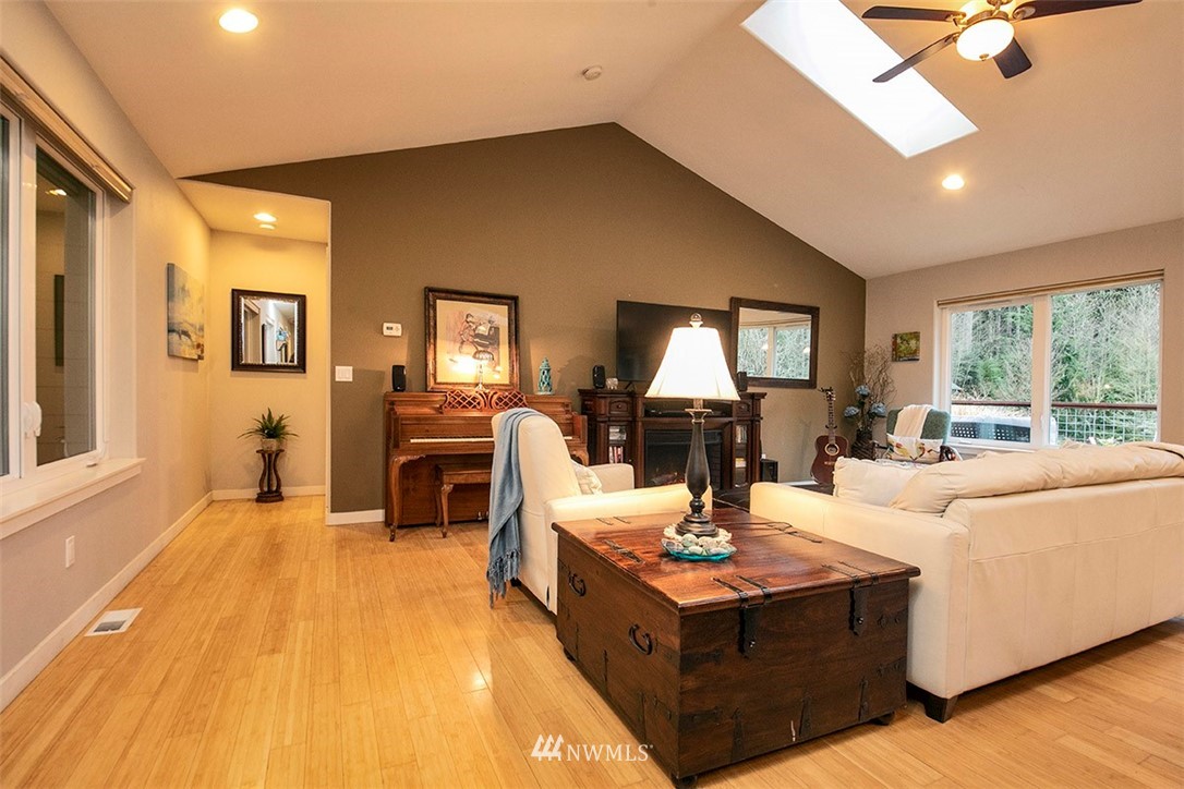 4014 Junco Road Greenbank, WA 98253 - Photo 5 of 40 Gallery Image 5
