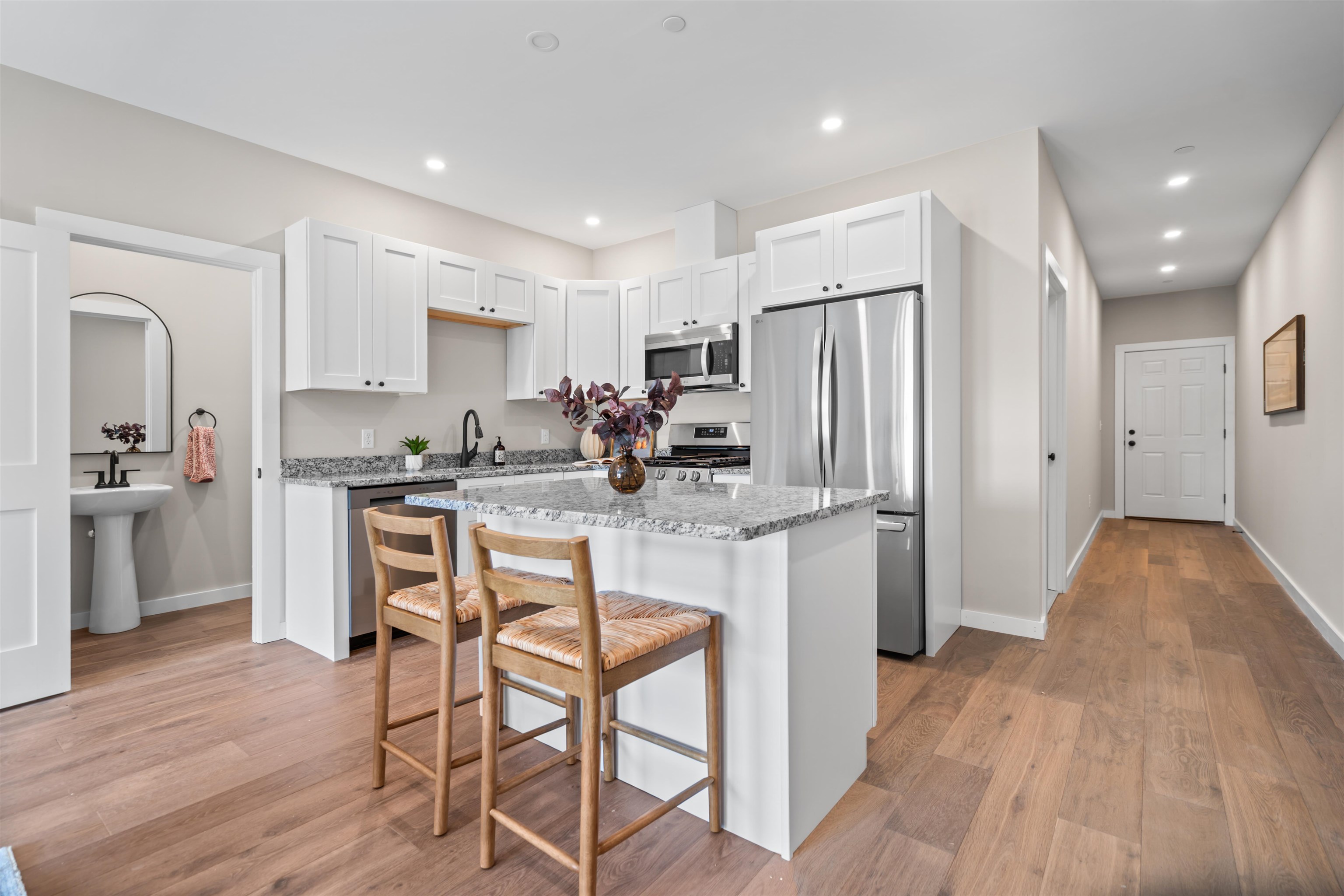 4 Tanager Circle, Unit 6 Concord, NH 03303 - Photo 3 of 52