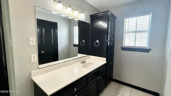 $1,645 | 18012 Woodhaven Drive, Prairieville, LA 70769