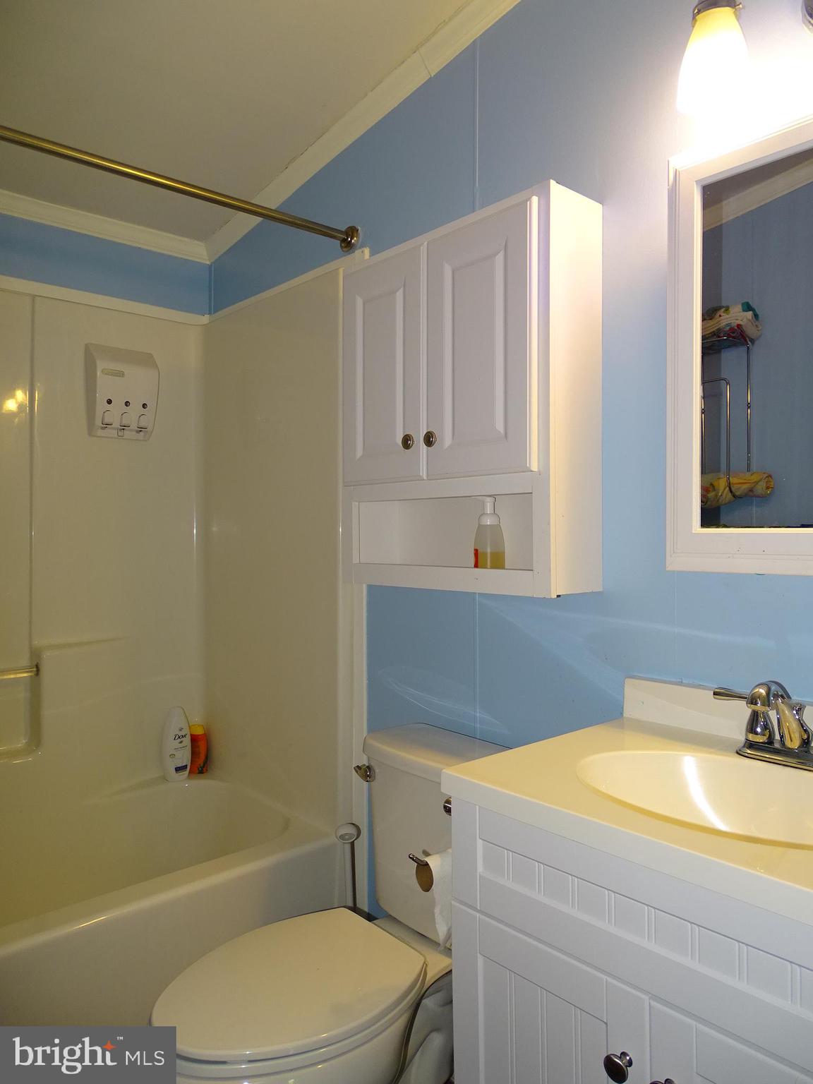 83 Kern Road York, PA 17406 - Photo 27 of 34 Full Bath