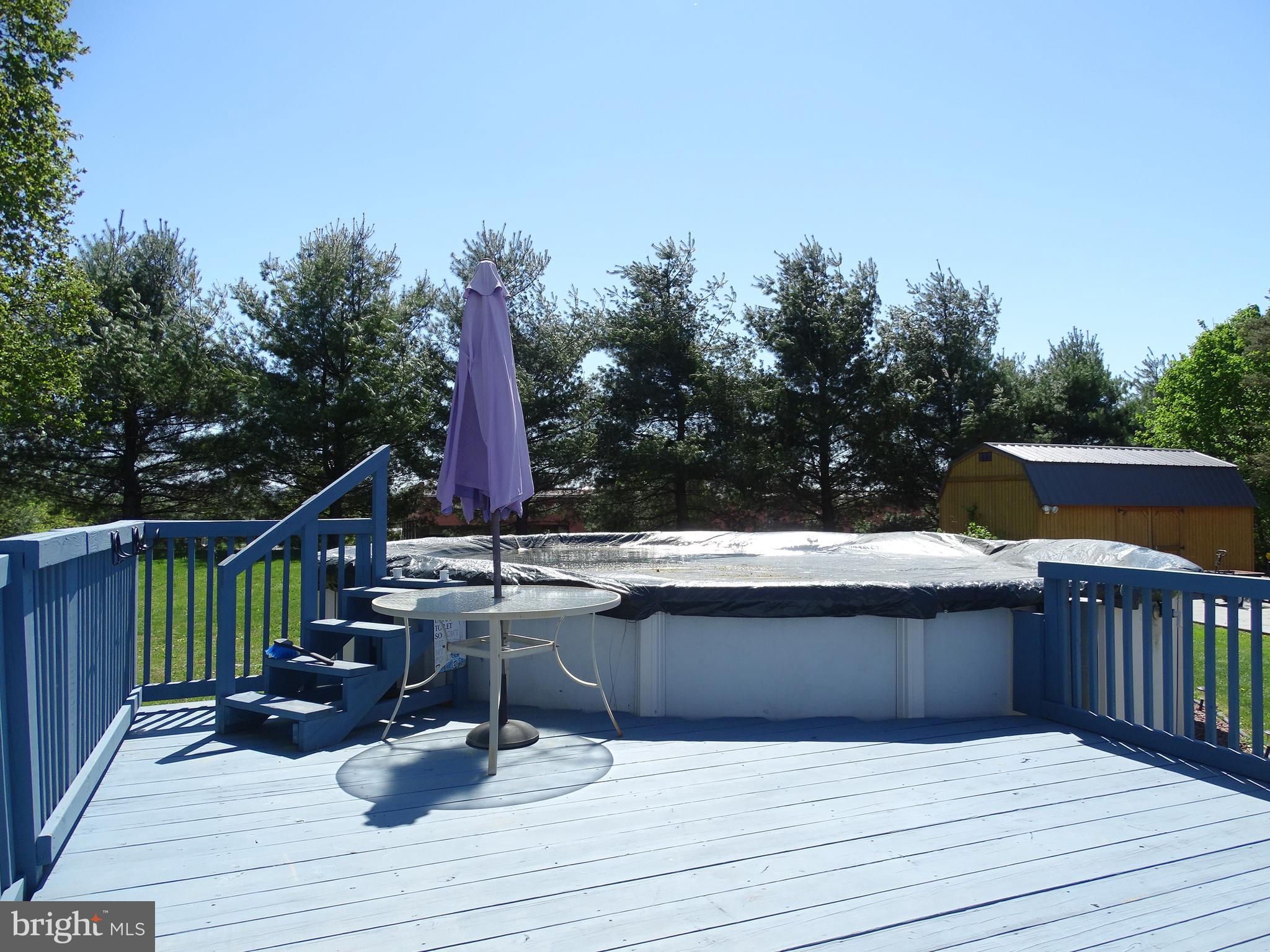 83 Kern Road York, PA 17406 - Photo 4 of 34