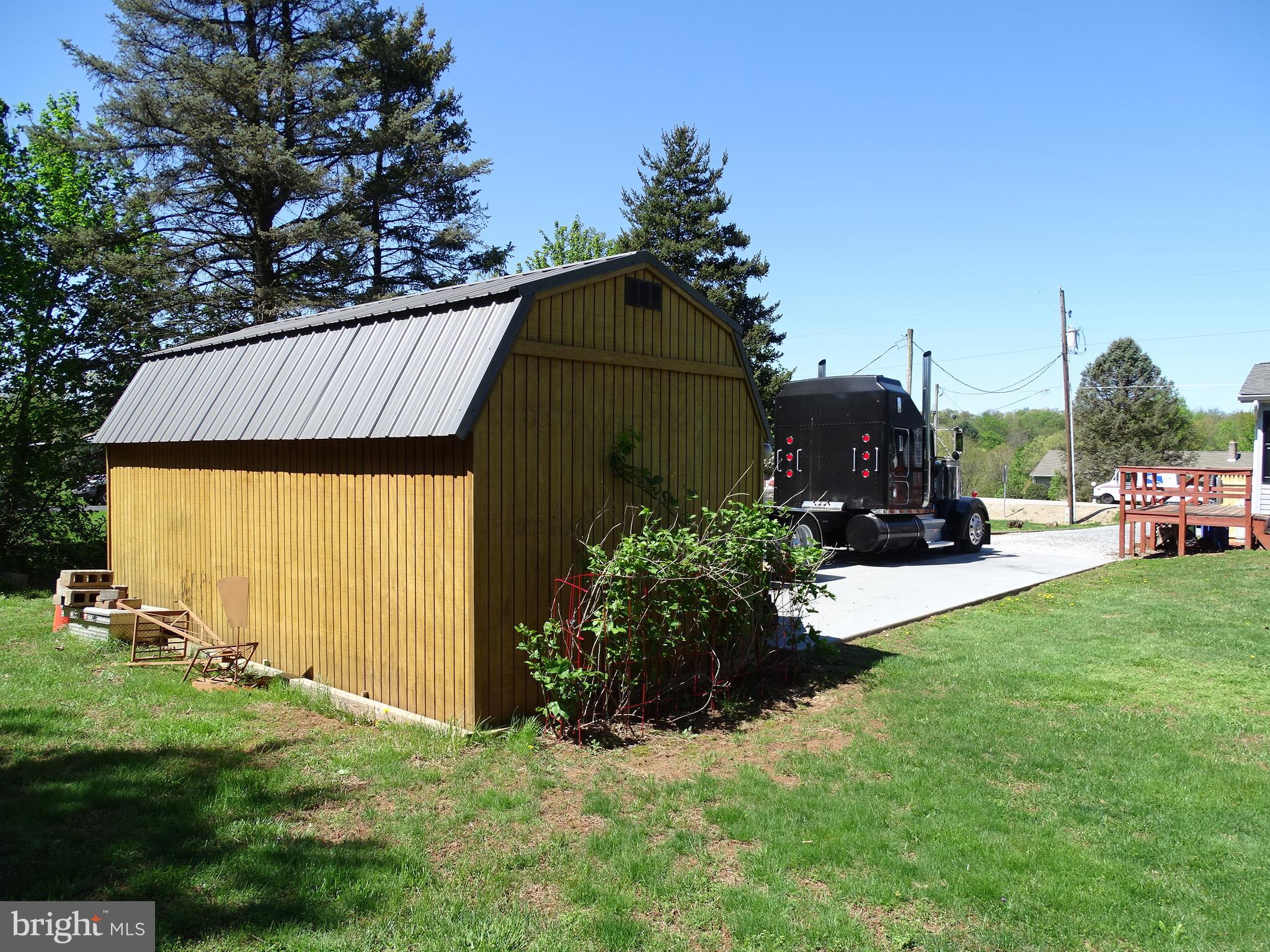 83 Kern Road York, PA 17406 - Photo 6 of 34 Storage Shed