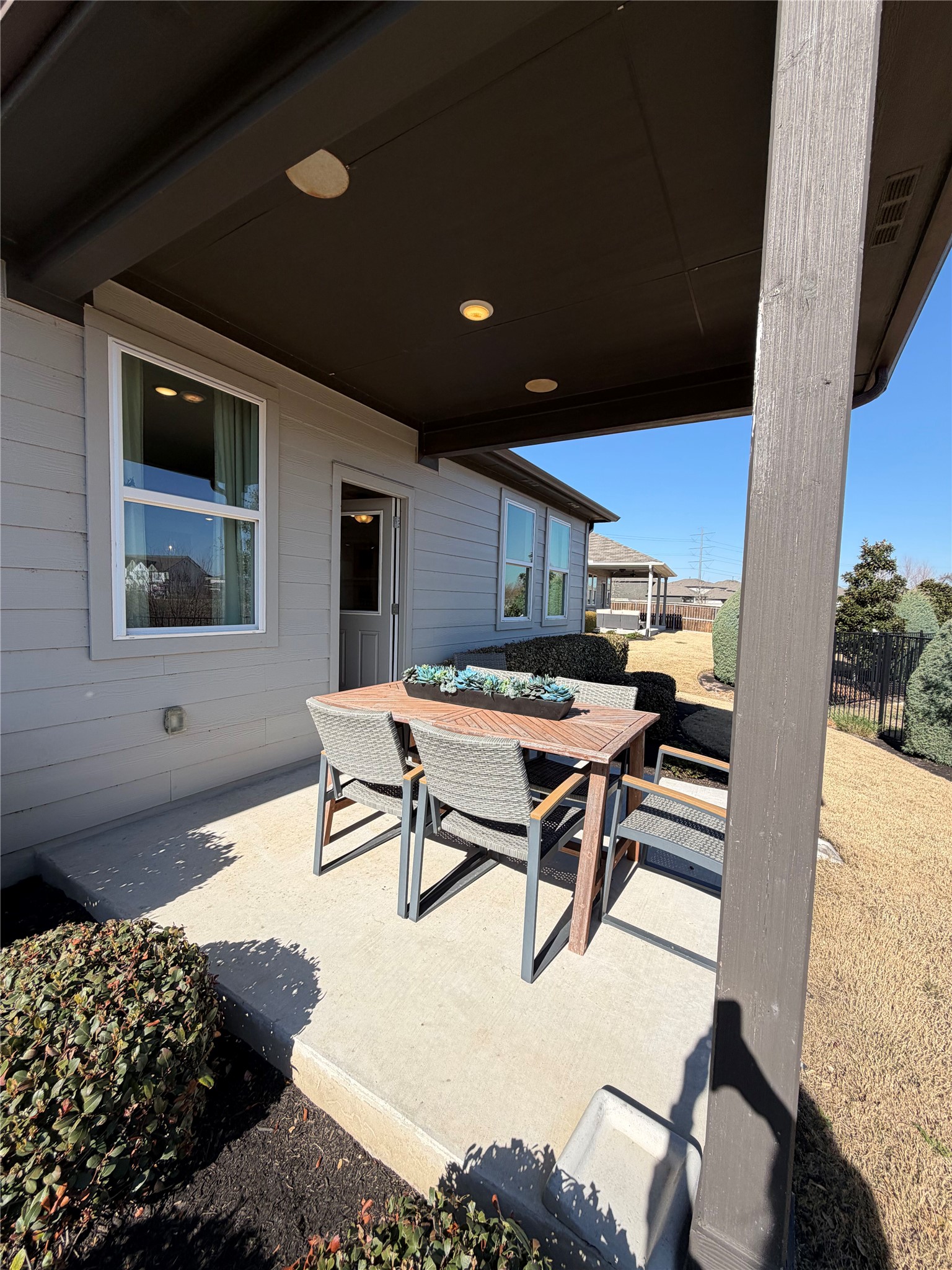 306 Stinchcomb Road Hutto, TX 78634 - Photo 12 of 19 a living room with furniture