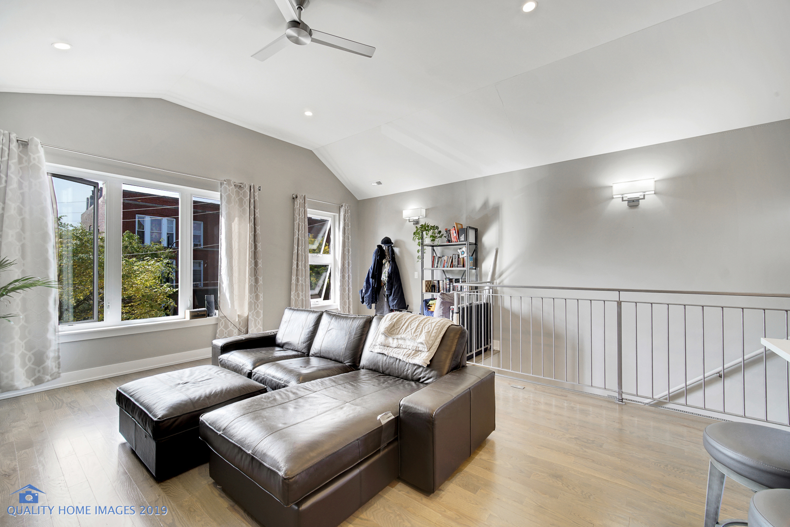 Undisclosed Address Chicago, IL 60608 - Photo 11 of 11 a living room with furniture and a window