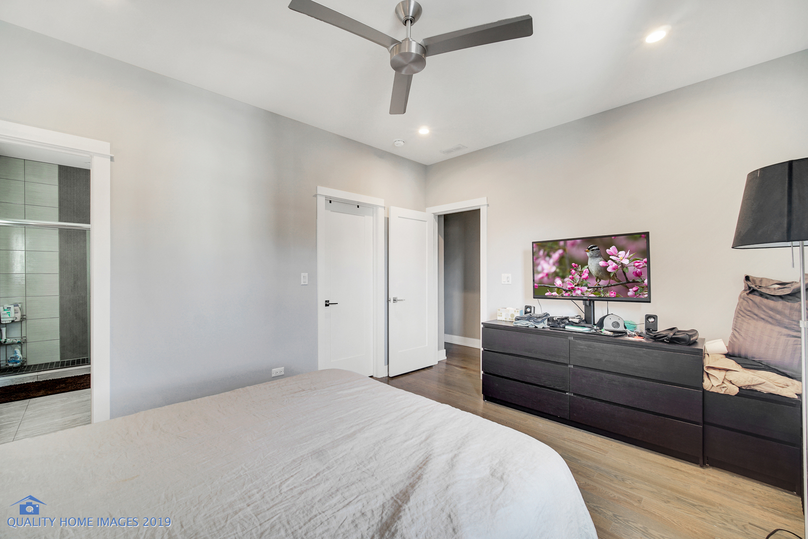 Undisclosed Address Chicago, IL 60608 - Photo 5 of 11 a bedroom with bed and window